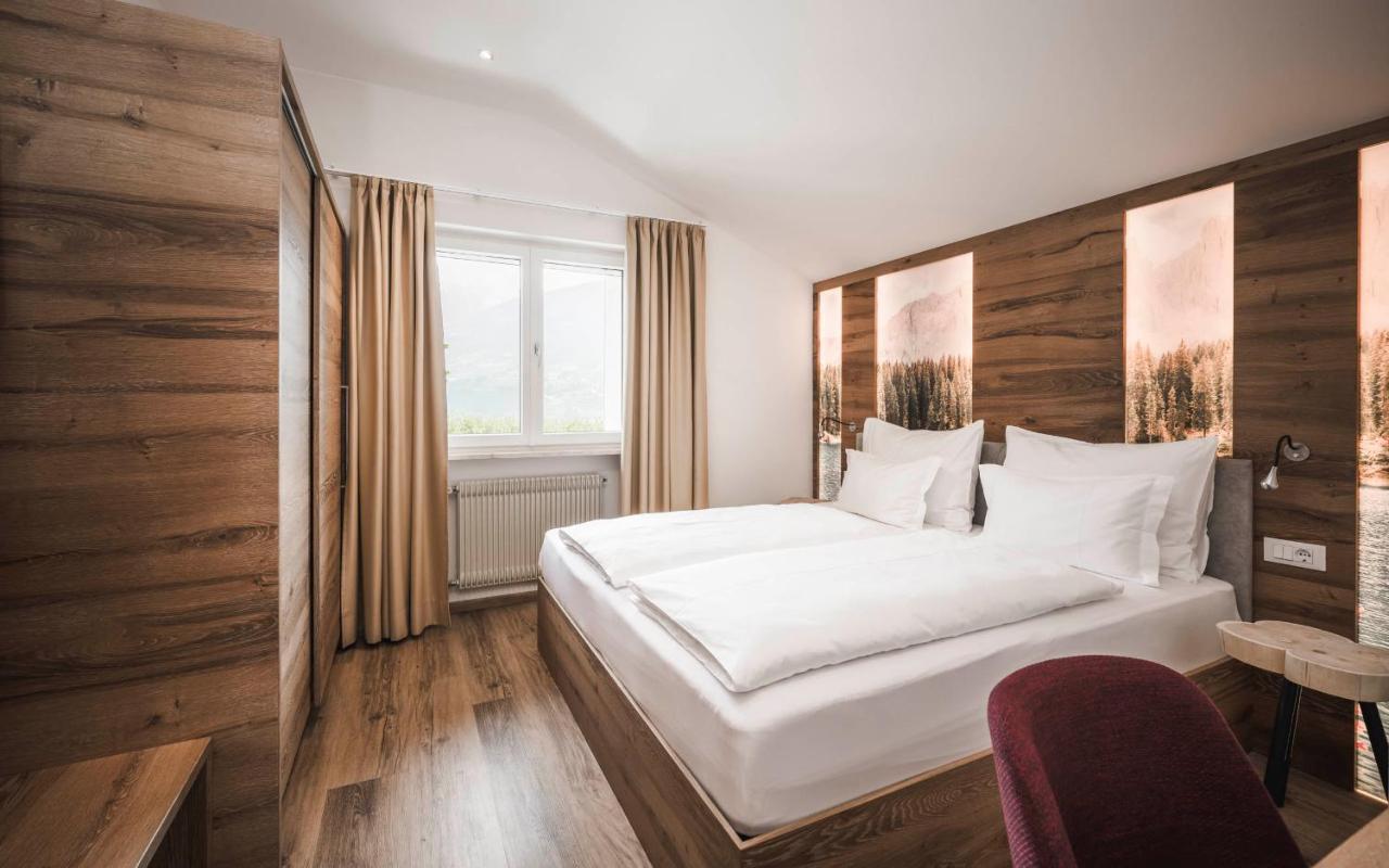 Somvita Suites Тироло Экстерьер фото