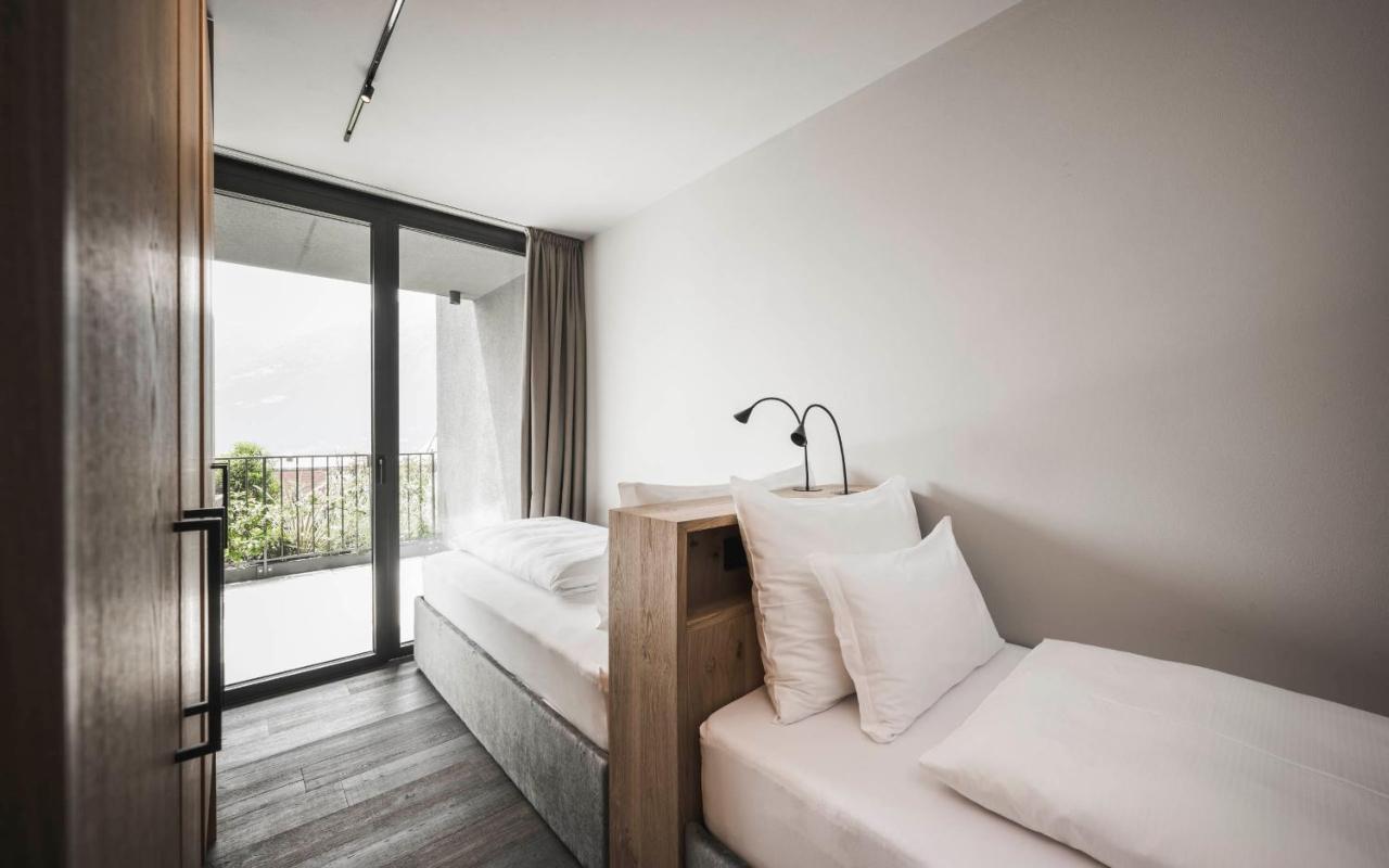 Somvita Suites Тироло Экстерьер фото