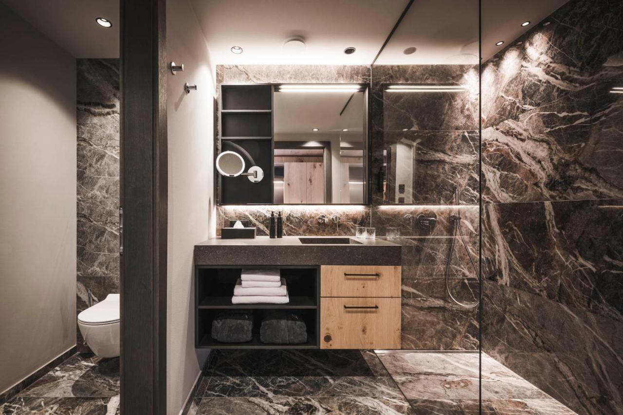 Somvita Suites Тироло Экстерьер фото