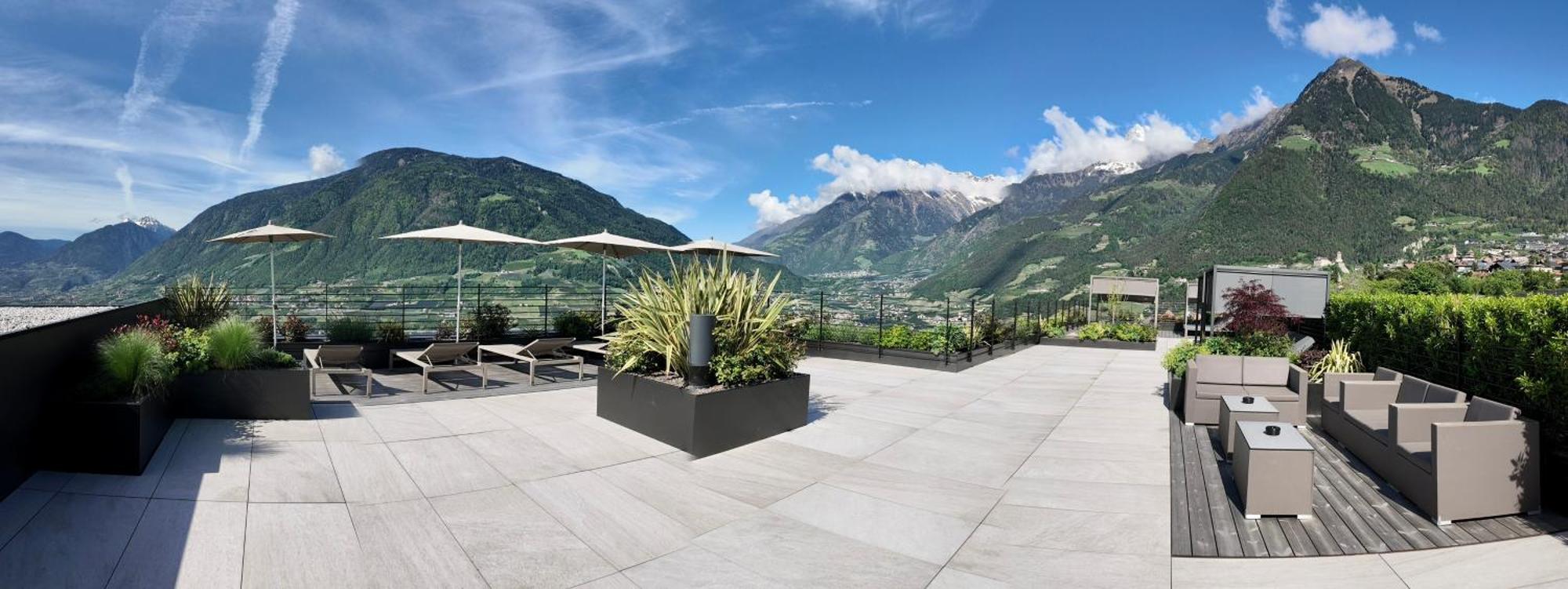 Somvita Suites Тироло Экстерьер фото